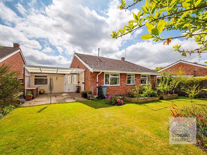 3 Bedroom Detached Bungalow For Sale In Merlin Close, Hoveton, Norfolk, NR12