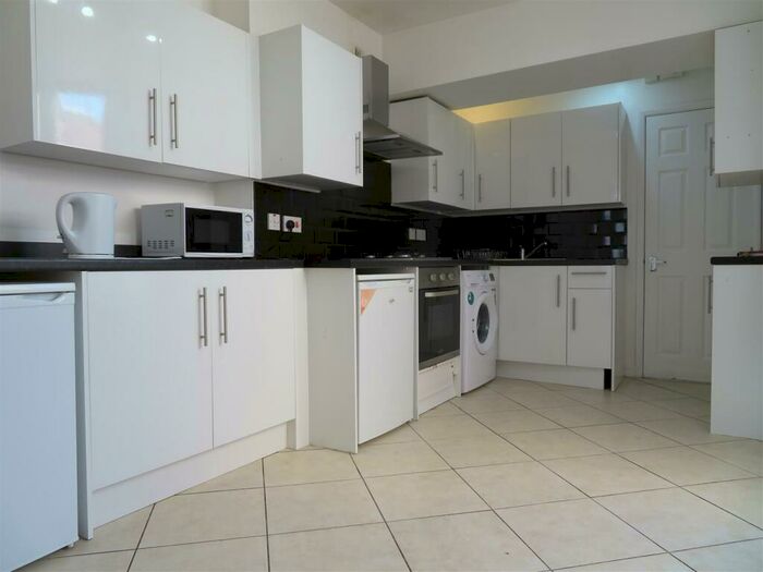 3 Bedroom House To Rent In Newcome Road, Portsmouth, PO1