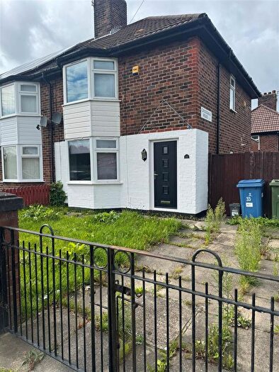 3 Bedroom Town House To Rent In Colwell Road, Liverpool, L14