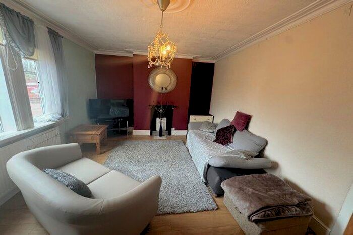 1 Bedroom Flat To Rent In West Heath Road, Birmingham, B31