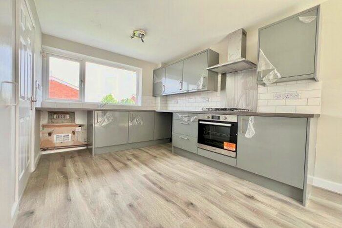 3 Bedroom Terraced House To Rent In Roedean Close, Birmingham, B44