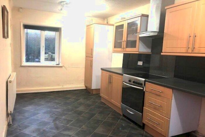 3 Bedroom Property To Rent In Tennyson Road, Colne, BB8