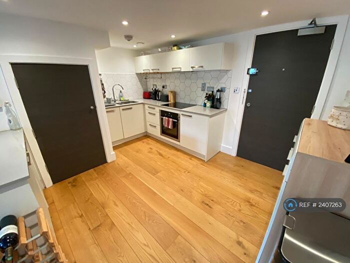1 Bedroom Flat To Rent In Wilmer Place, London, N16