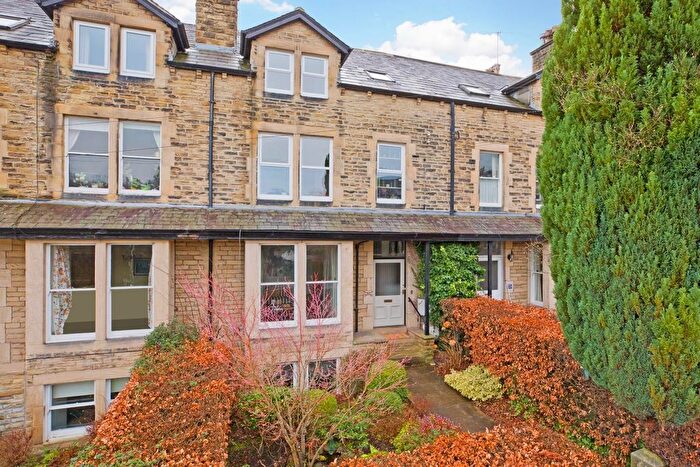 2 Bedroom Maisonette For Sale In St. James Road, Ilkley, LS29