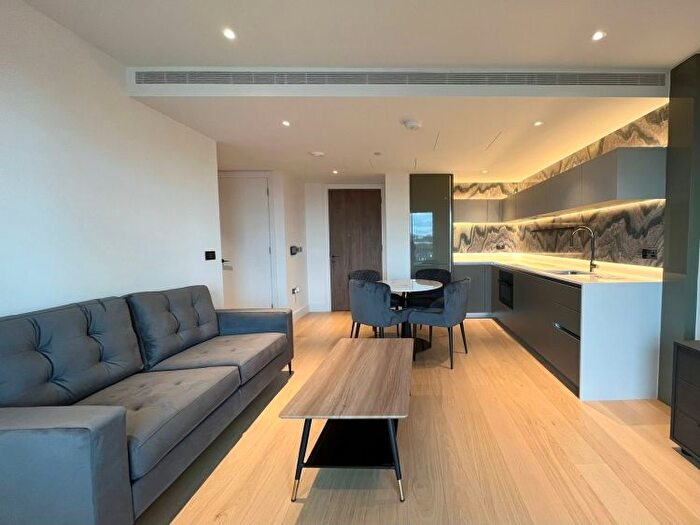 1 Bedroom Flat To Rent In Cascade Way, London, W12