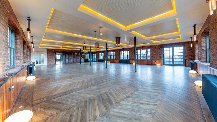 4 Bedroom Flat To Rent In Chappell Lofts, Chalk Farm, NW1