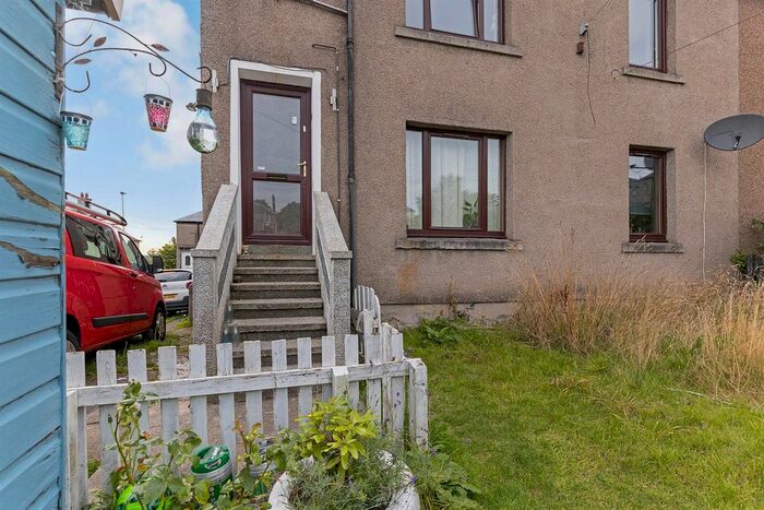 2 Bedroom Flat For Sale In Houldsworth Street, Blairhall, KY12