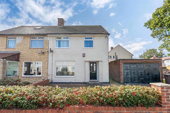 3 Bedroom Semi-Detached House For Sale In Wark Avenue, North Shields, NE29