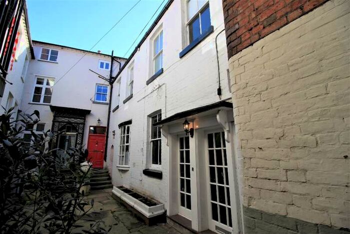 2 Bedroom House To Rent In Dogpole Town Centre, Shrewsbury, SY1