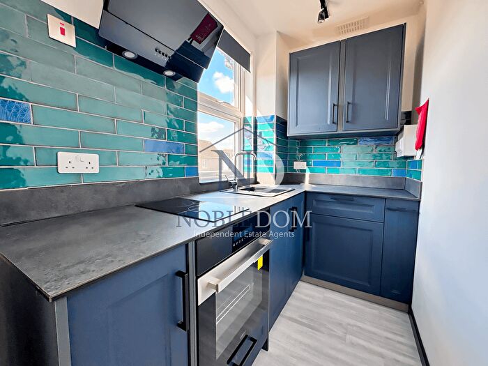 1 Bedroom Studio To Rent In Hounslow, TW3