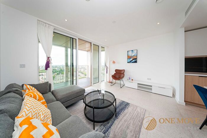 2 Bedroom Flat To Rent In The Silk District, London, E1