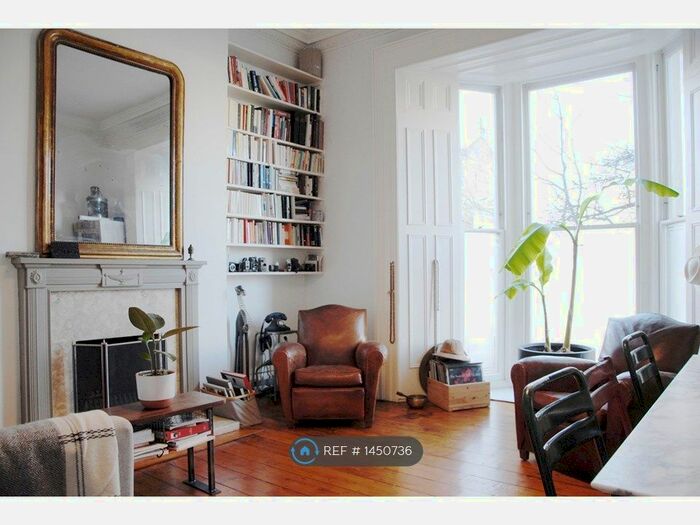 2 Bedroom Flat To Rent In Bow Road, London, E3