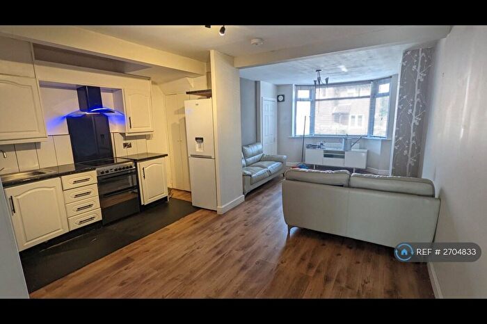 3 Bedroom Terraced House To Rent In North Street, Coventry, CV2