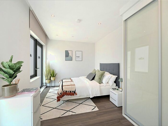 1 Bedroom Flat To Rent In Uncle Southall, Merrick Road, Southall, UB2