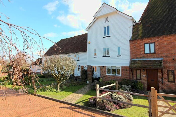 5 Bedroom Terraced House For Sale In Smallhythe Road, Tenterden, TN30
