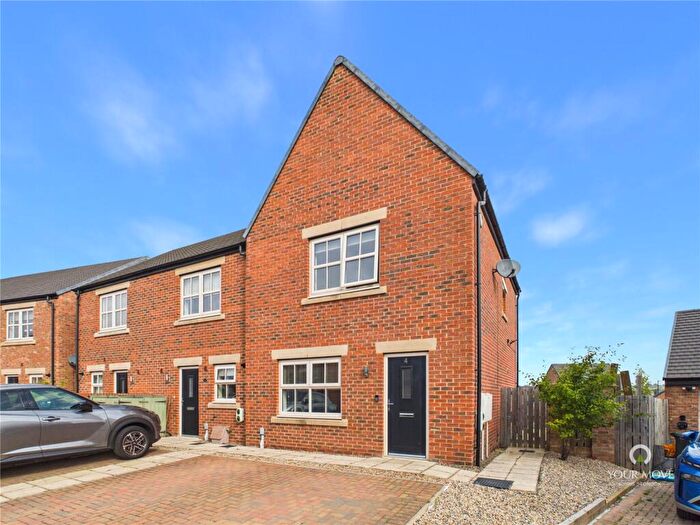 3 Bedroom End Of Terrace House For Sale In Beech Crescent, Newcastle Upon Tyne, Tyne And Wear, NE15