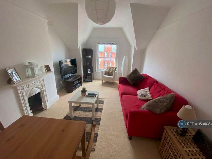 1 Bedroom Flat To Rent In Ullswater Road, London, SE27