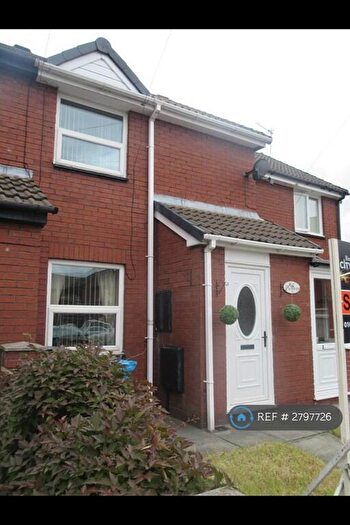 2 Bedroom Terraced House To Rent In The Mews, Manchester, M40