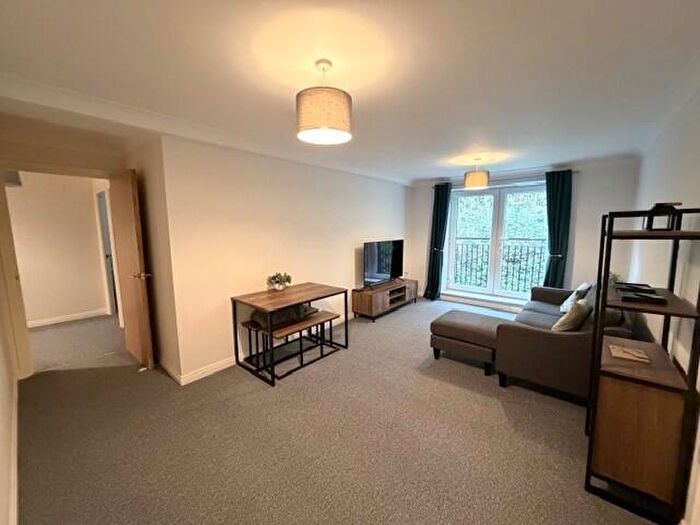 2 Bedroom Flat To Rent In Mill Green, Congleton, CW12