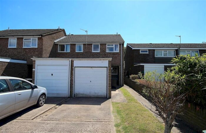 2 Bedroom End Of Terrace House To Rent In Daisy Bank, Abingdon-On-Thames OX14