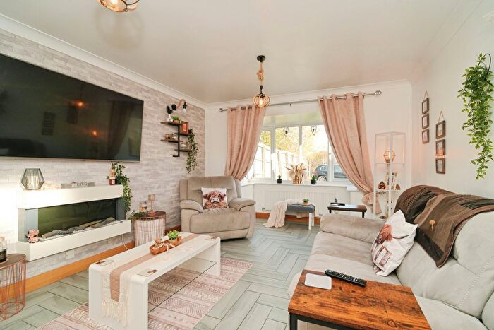 4 Bedroom Detached House For Sale In Meadow Brook, Wigan, WN5