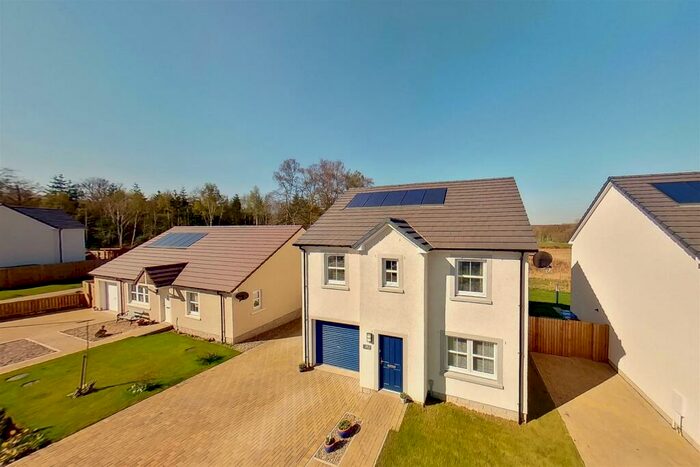 4 Bedroom Detached House For Sale In Austen Way, Scone, Perth, PH2