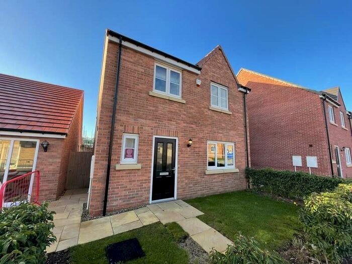 4 Bedroom Detached House To Rent In Pheasant Way, Scarborough, YO11