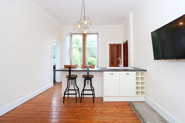 1 Bedroom Flat To Rent In Edgehill Road, Glasgow, Glasgow City, G11
