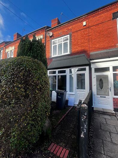 3 Bedroom House To Rent In Upper St. Marys Road, Smethwick, B67