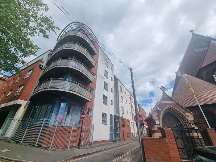 1 Bedroom Apartment To Rent In Summer Terrace, Birmingham, B1