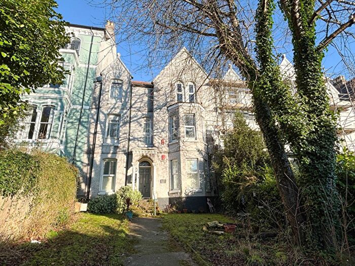 1 Bedroom Flat For Sale In Connaught Avenue, Plymouth, PL4