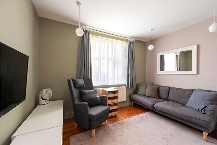 Apartment For Sale In Holmefield Court, Belsize Grove, London, NW3
