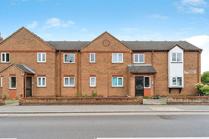 2 Bedroom Flat To Rent In Station Road, March, PE15