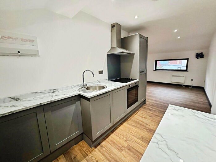 1 Bedroom Flat To Rent In Regent Street, Swindon, SN1