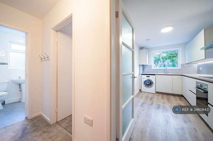 2 Bedroom Flat To Rent In Oakdale Road, Sheffield, S7