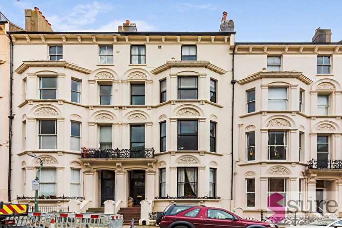 2 Bedroom Apartment To Rent In Cambridge Road, Hove, BN3