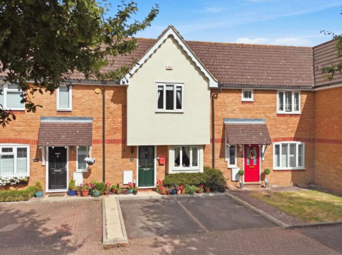 2 Bedroom Terraced House For Sale In Forest Glade, Langdon Hills, Essex, SS16
