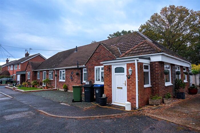 4 Bedroom Bungalow For Sale In Park Close, Strood Green, Betchworth, Surrey, RH3