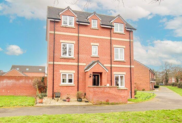 5 Bedroom Detached House To Rent In Pipistrelle Crescent, Trowbridge, BA14