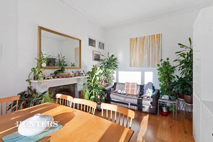 2 Bedroom Apartment To Rent In Belsize Road, South Hampstead, NW6