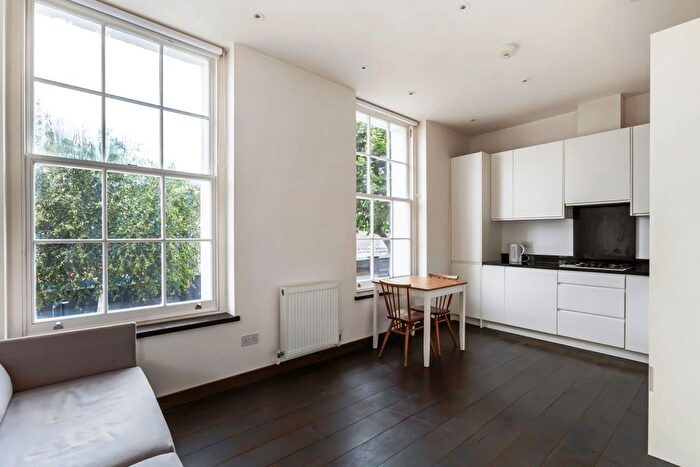 1 Bedroom Flat For Sale In Mornington Place, London, NW1