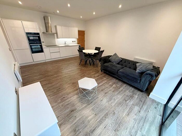 2 Bedroom Apartment To Rent In Tenby Street North, Birmingham, B1