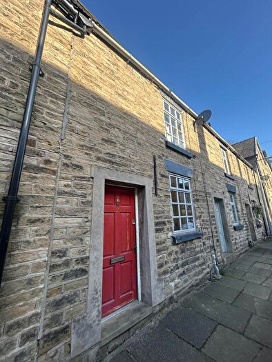 2 Bedroom Cottage To Rent In Park Street, Bollington, SK10