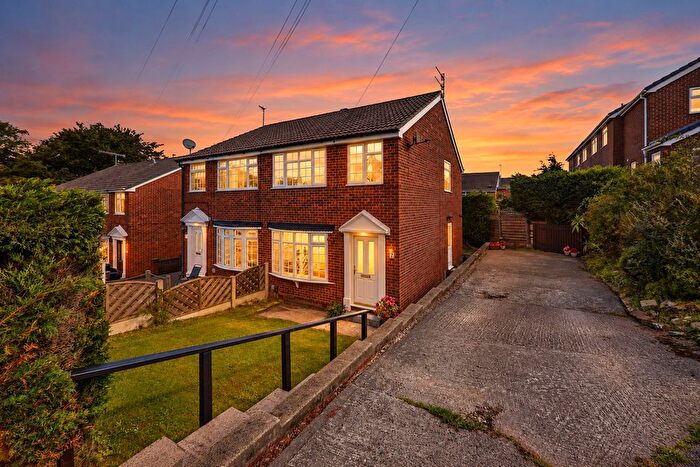 3 Bedroom Semi-Detached House For Sale In Greenacre Park Avenue, Leeds, LS19
