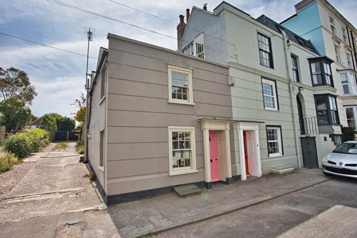 2 Bedroom House To Rent In Walmer Castle Road, Walmer, CT14