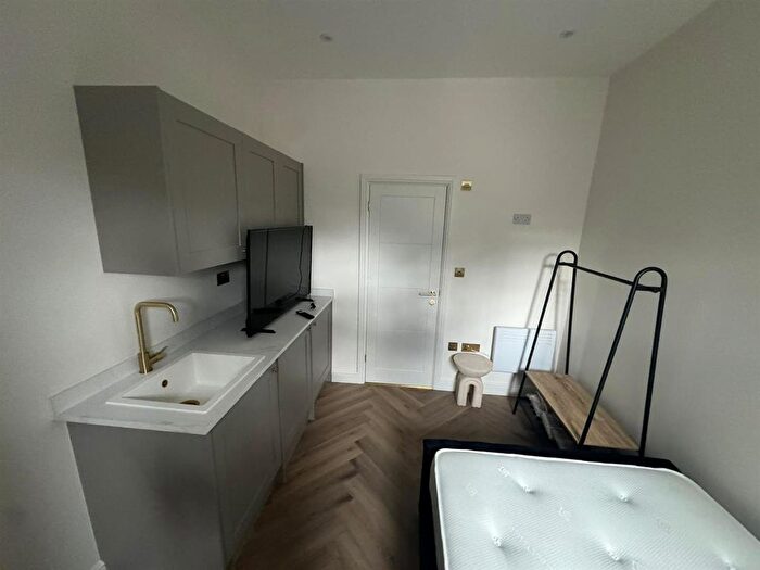 Studio To Rent In Dyers Lane, London, SW15