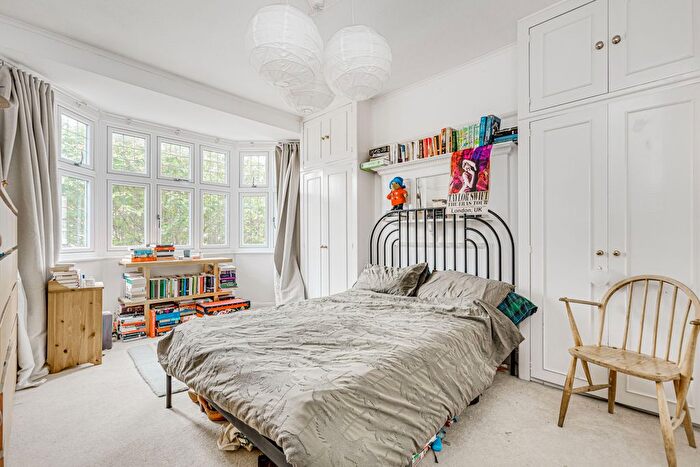 5 Bedroom Property To Rent In West Park Avenue, Richmond, TW9