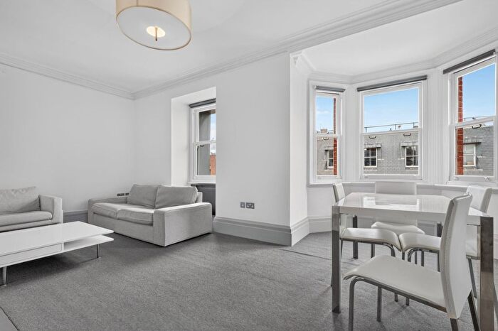 1 Bedroom Flat To Rent In Hay Hill, London, W1J