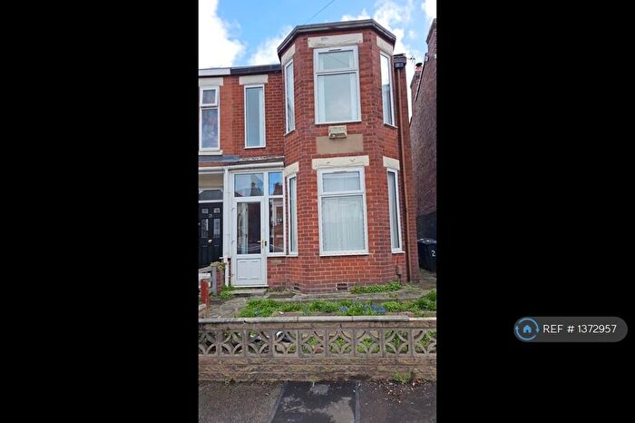 3 Bedroom Semi-Detached House To Rent In Gloucester Road, Salford, M6