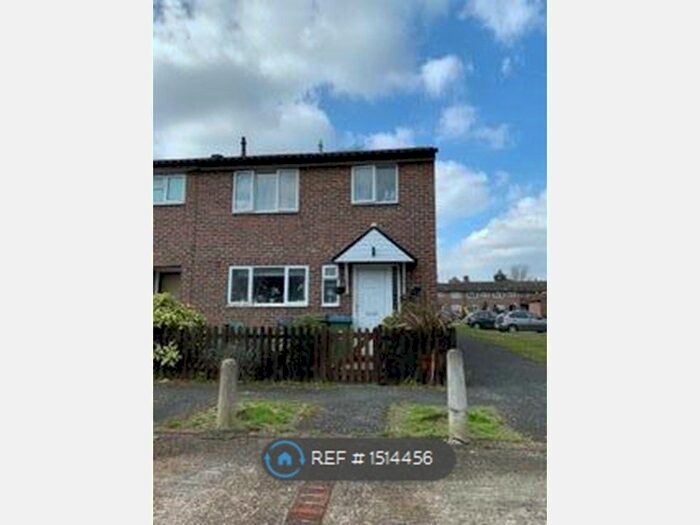 3 Bedroom Semi-Detached House To Rent In Preston Court, Walton On Thames, KT12